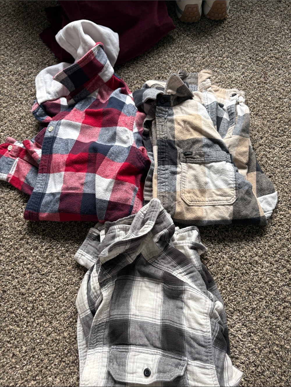 Hollister 2 Men's Plaid Flannel Shirts - 1 American eagle